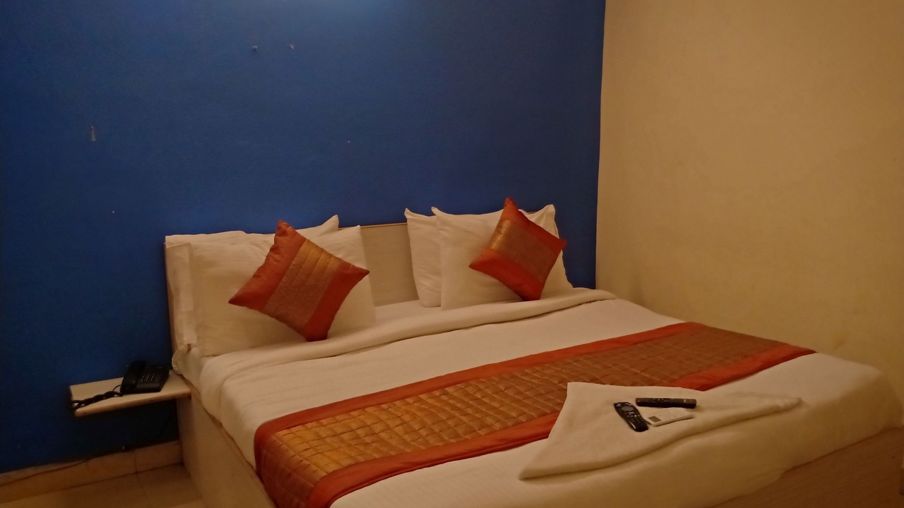 Photo of Bedroom in Sector 62