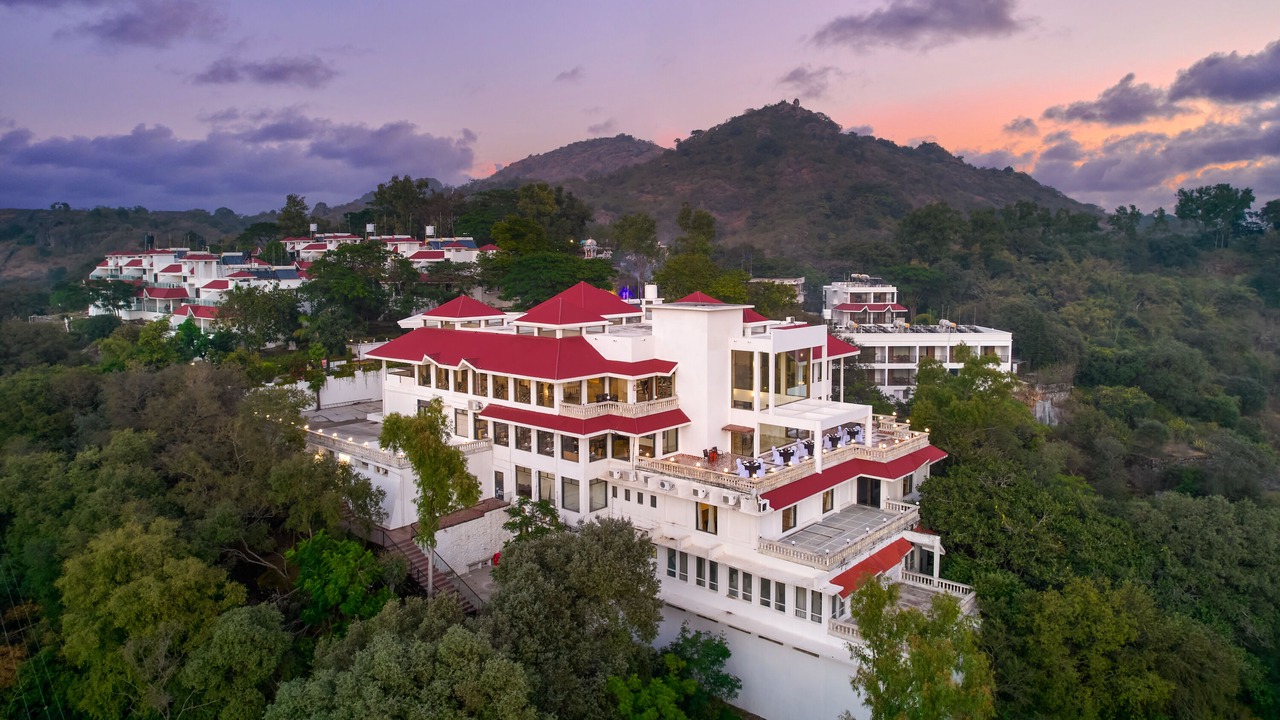 Photo of Bedroom in Mount Abu