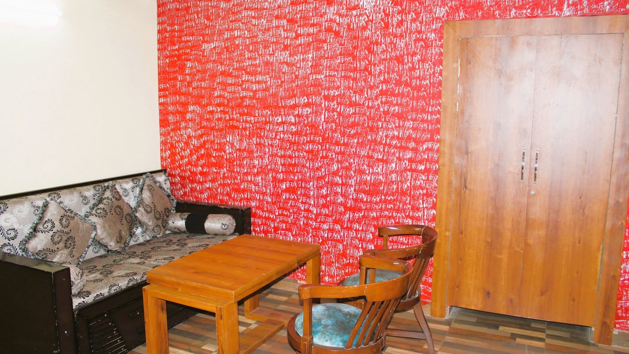 Photo of Bedroom in Lansdowne