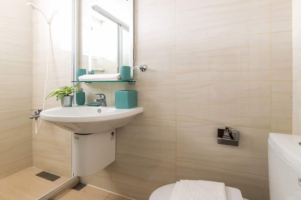 Photo of Bathroom in Zhongzheng