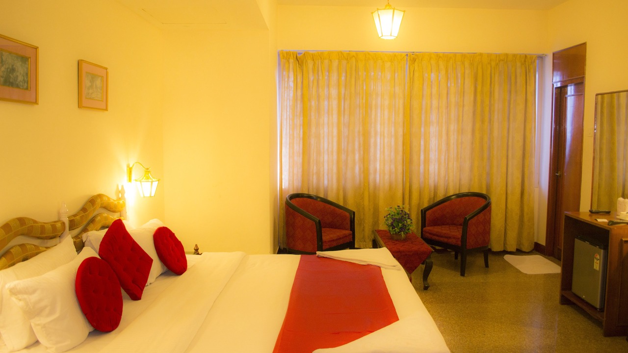 Photo of Bedroom in Statue