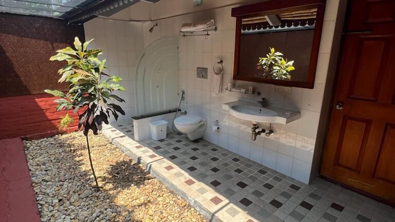 Photo of Bathroom in Kumarakom