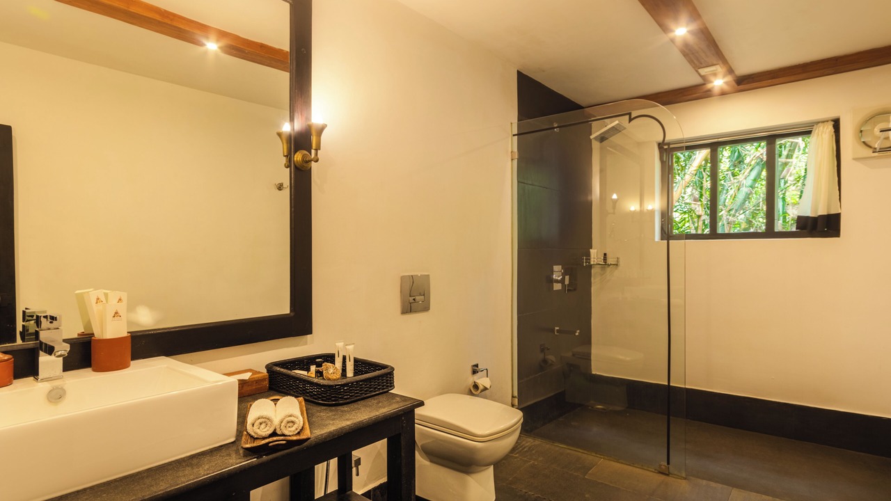 Photo of Bathroom in Pirmed