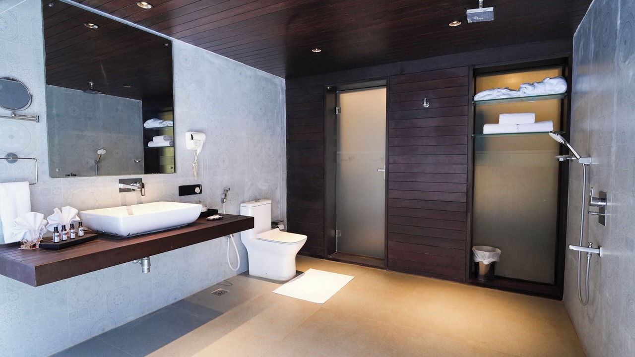 Photo of Bathroom in Muttukadu