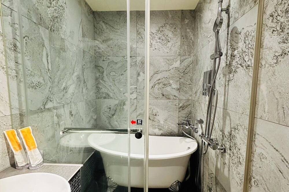 Photo of Bathroom in Shilin