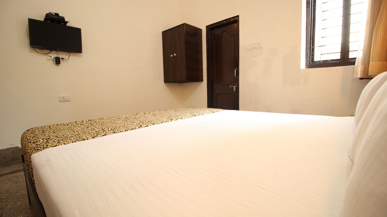 Photo of Bedroom in Amer Fort Road
