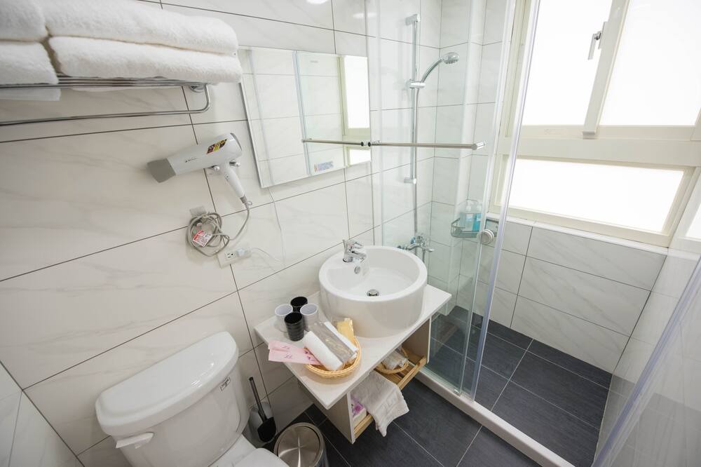 Photo of Bathroom in Ruifang