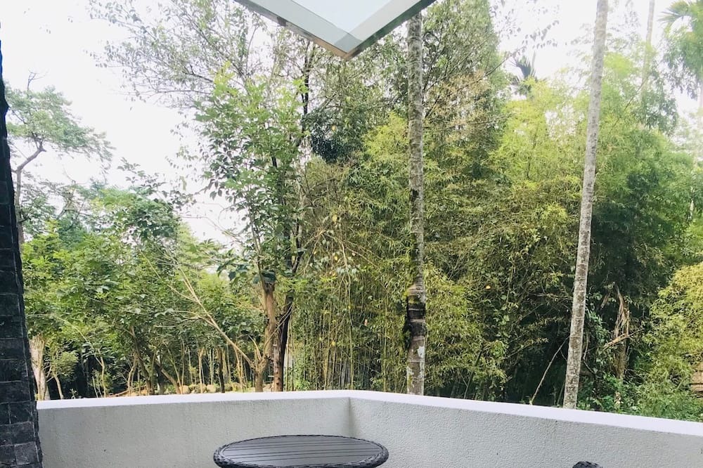 Photo of Patio Balcony in Lugu