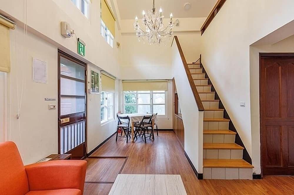 Photo of Livingroom in Shilin