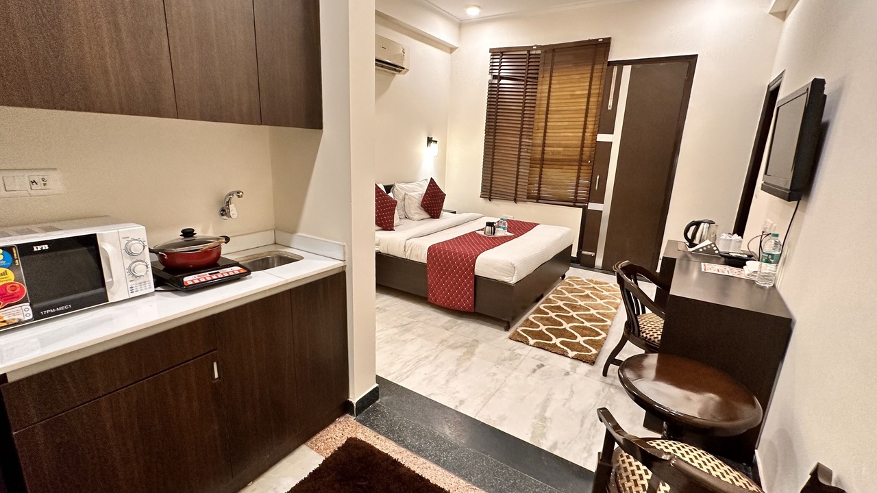 Photo of Bedroom in DLF Phase 3