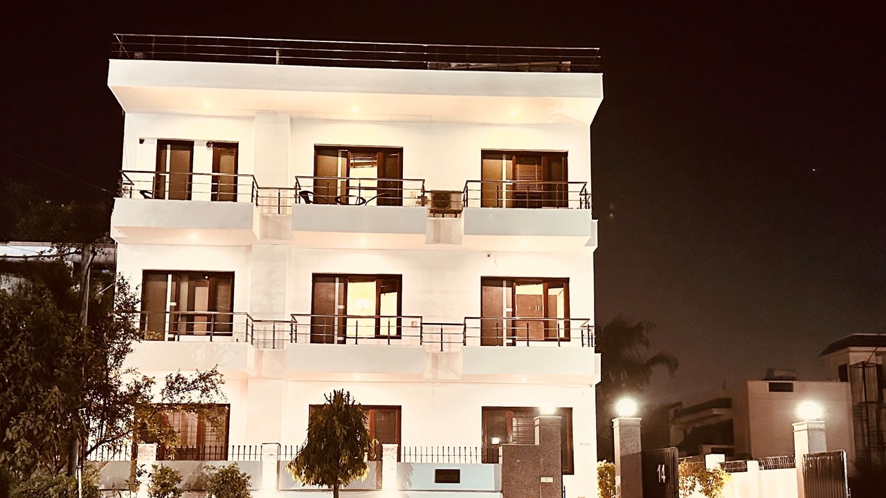 Photo of Outdoor in DLF Phase 3