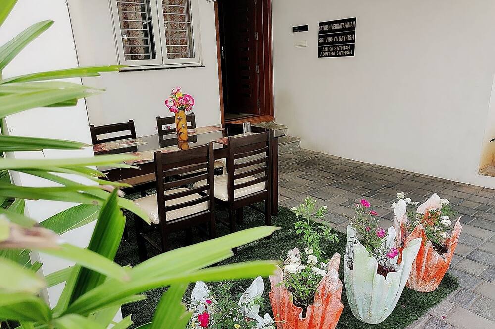 Photo of Patio Balcony in Sholinganallur