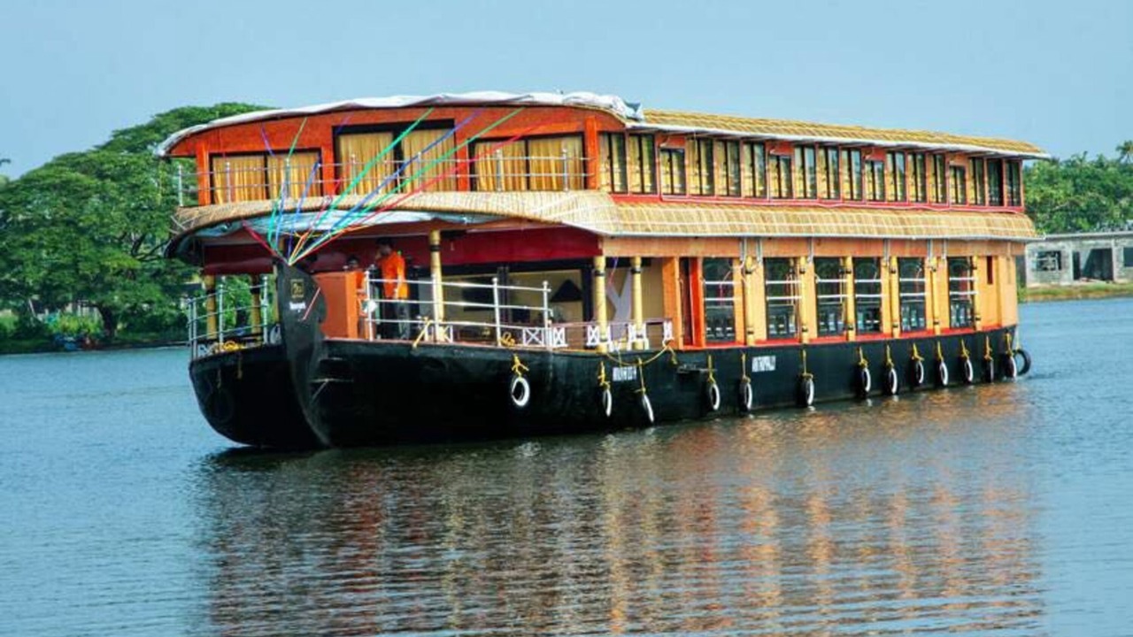 Photo of Bedroom in Alappuzha