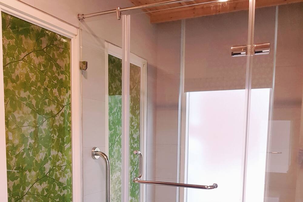 Photo of Bathroom in Touwu