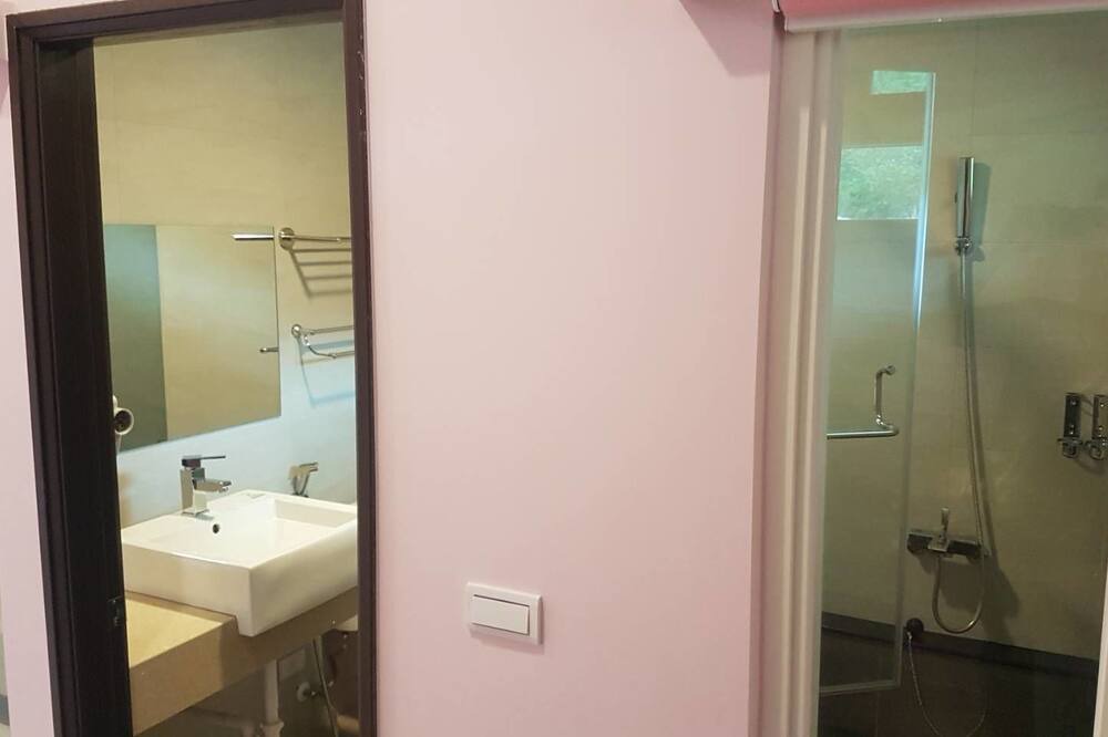 Photo of Bathroom in Touwu