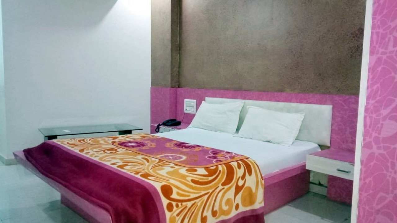 Photo of Bedroom in Vadodara