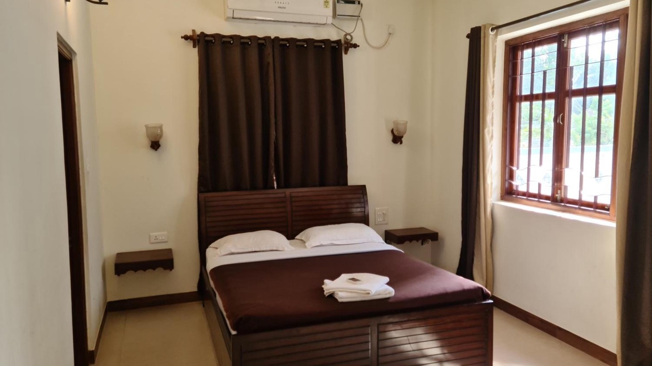 Photo of Bedroom in Sernabatim