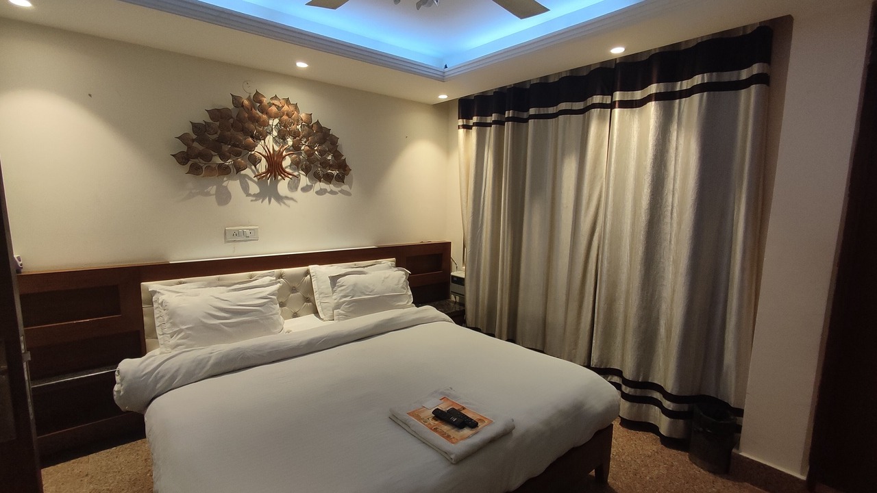 Photo of Bedroom in Sector 70