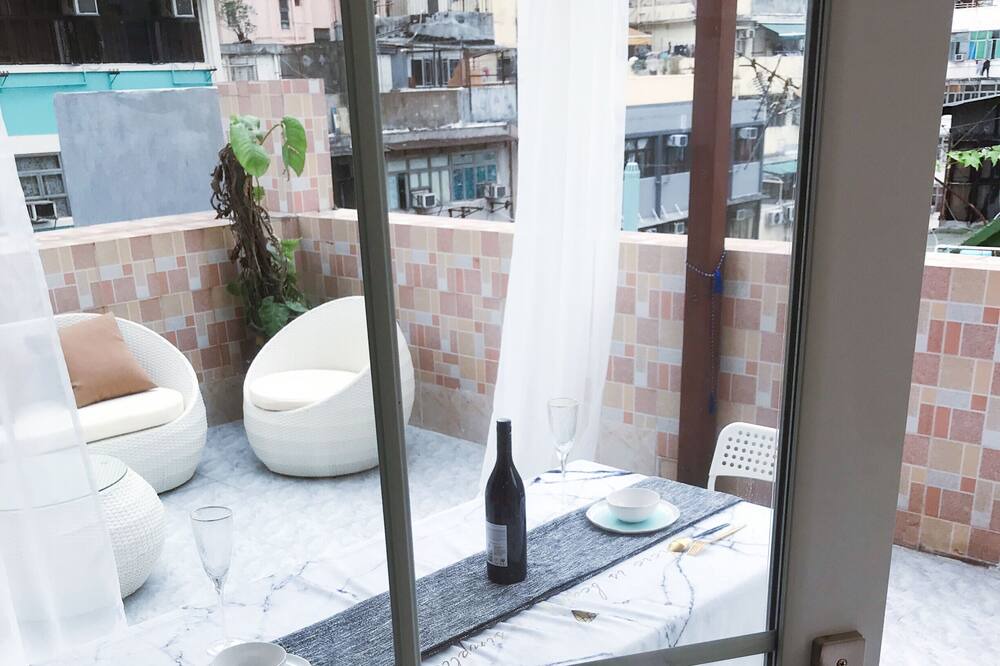 Photo of Patio Balcony in Mong Kok