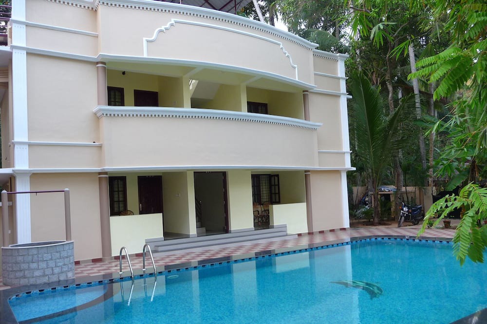Photo of Outdoor in Venganoor