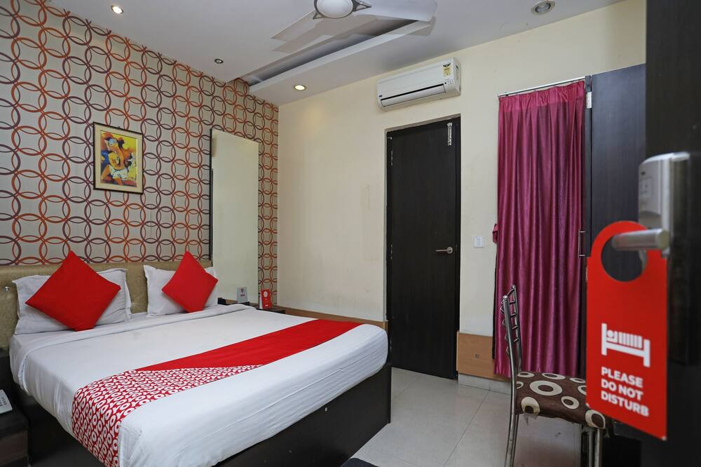 Photo of Bedroom in Diamond Harbour