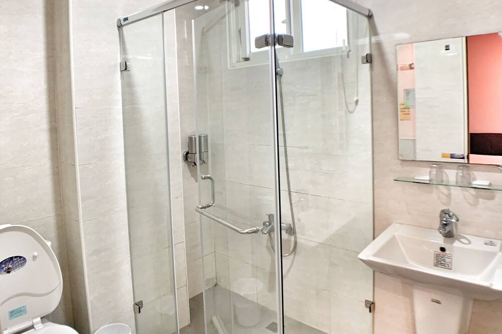 Photo of Bathroom in Puli
