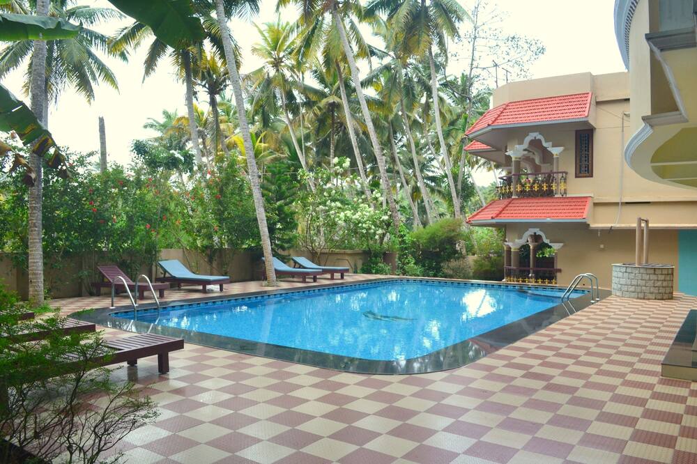 Photo of Outdoor in Venganoor