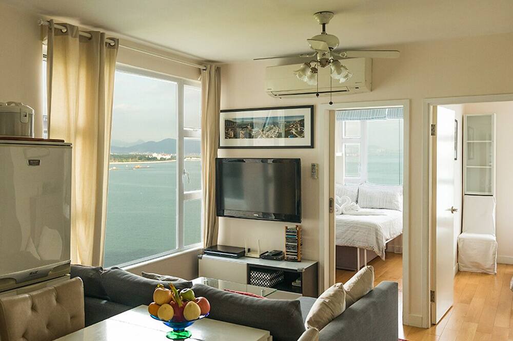 Photo of Livingroom in Islands District