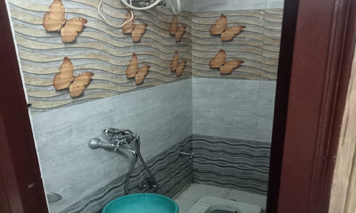 Photo of Bathroom in Lansdowne