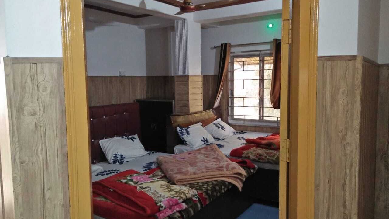 Photo of Bedroom in Lansdowne