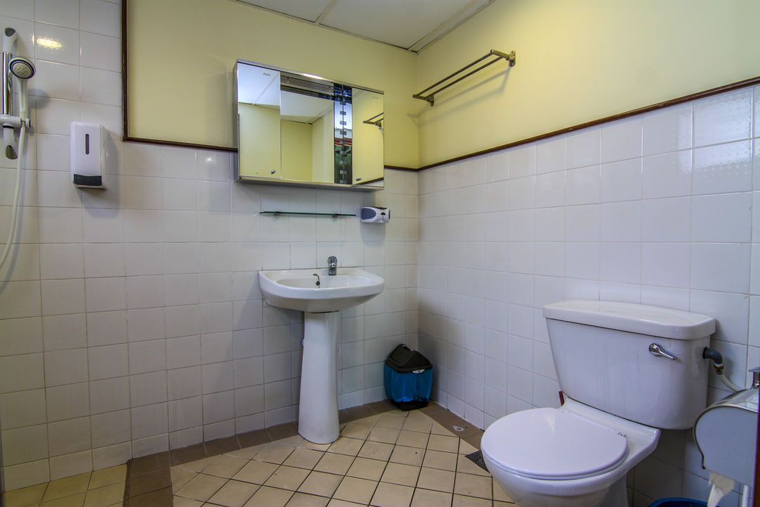 Photo of Bathroom in Pekeliling