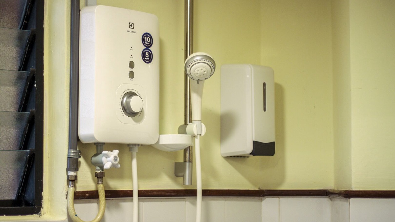 Photo of Bathroom in Pekeliling