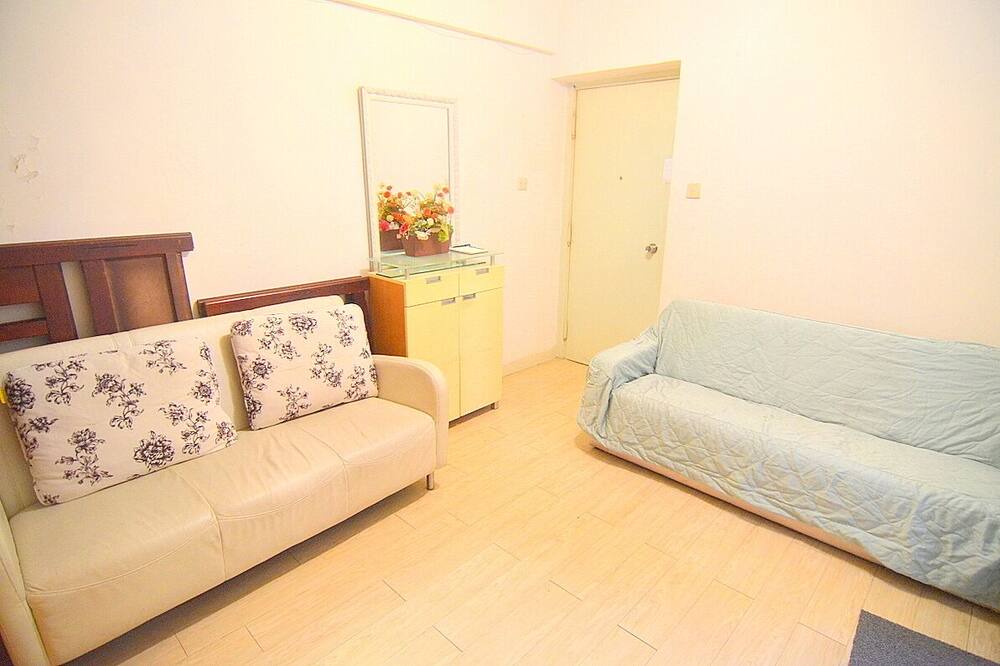 Photo of Livingroom in Mong Kok