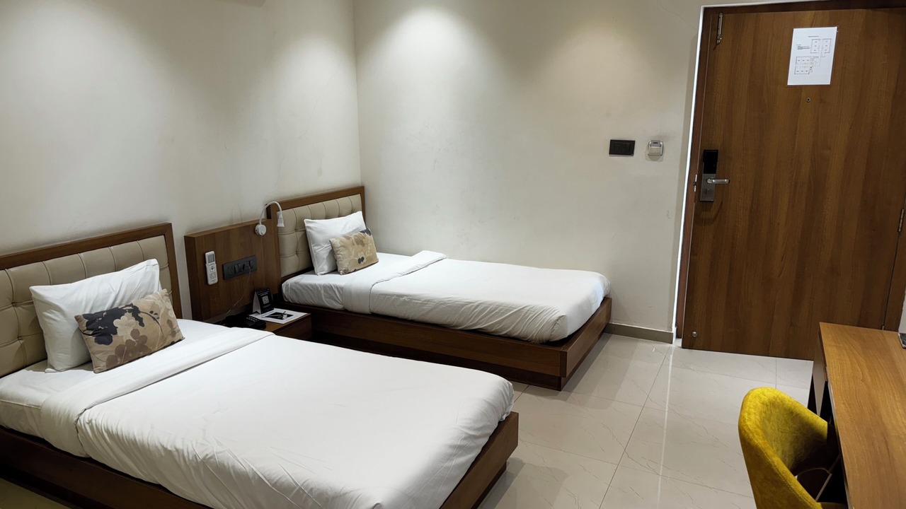 Photo of Bedroom in Gandhinagar