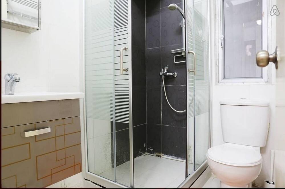 Photo of Bathroom in Mong Kok