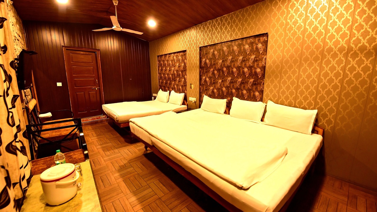 Photo of Bedroom in Mount Abu