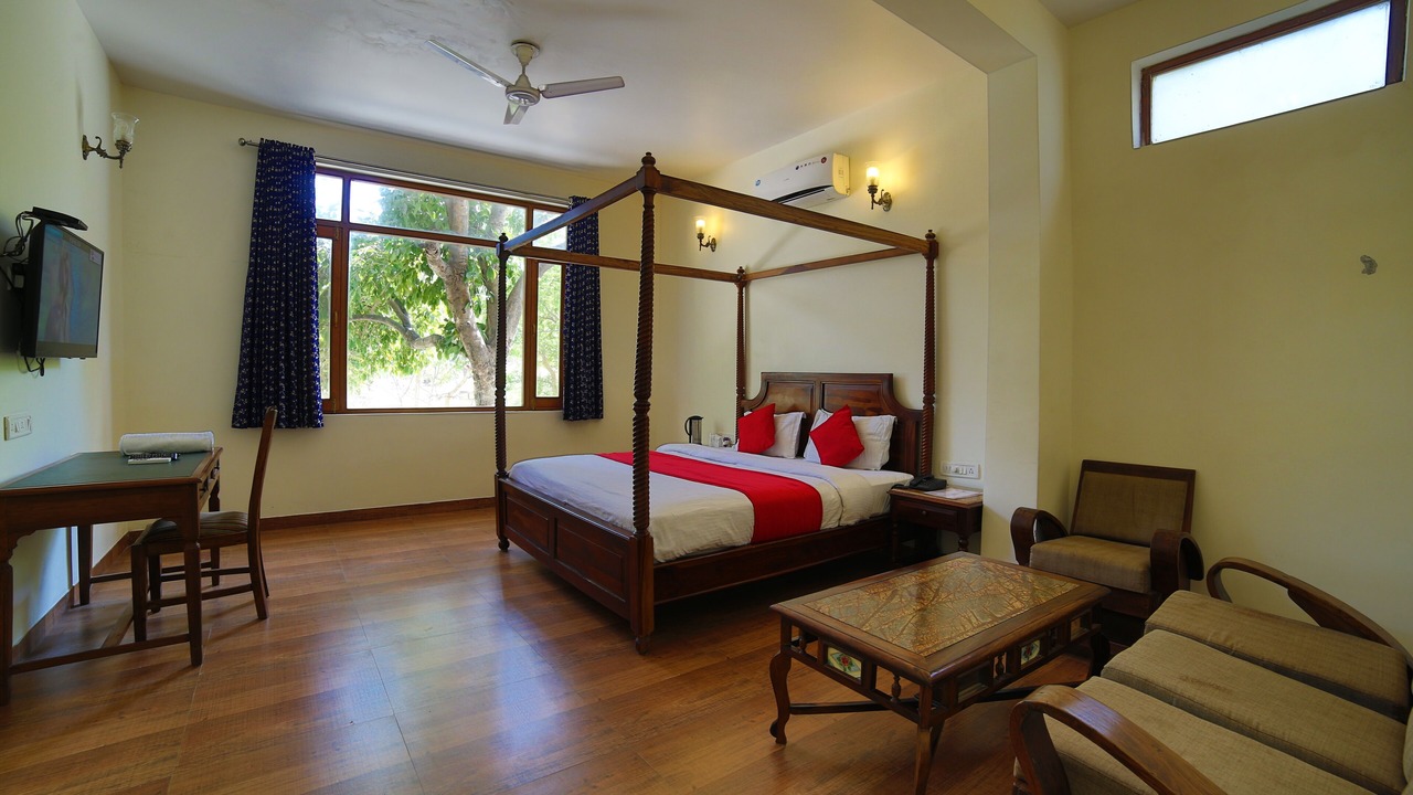 Photo of Bedroom in Mount Abu