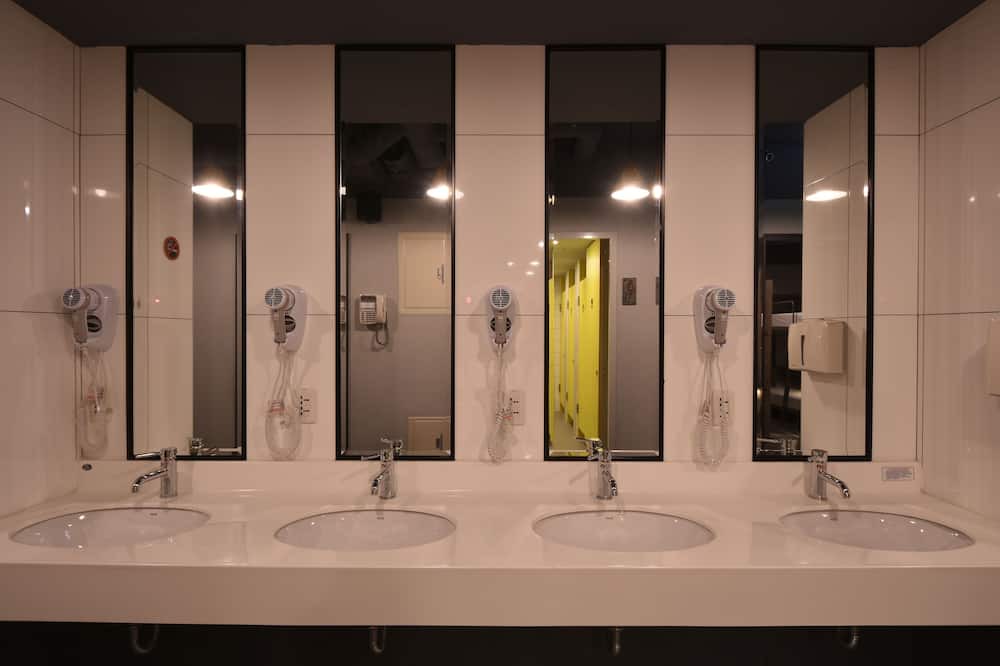 Photo of Bathroom in Tamsui