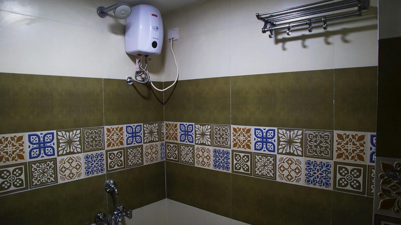 Photo of Bathroom in Prabhadevi