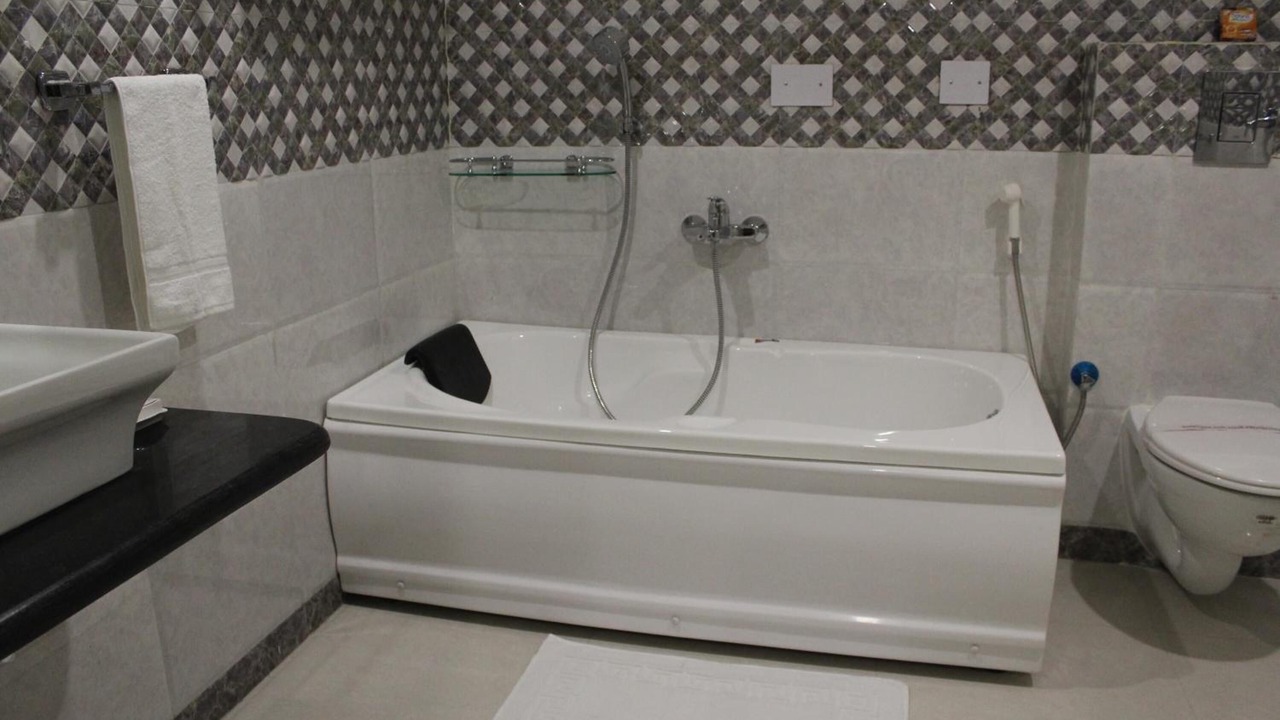 Photo of Bathroom in Sualkuchi