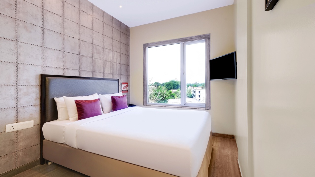 Photo of Bedroom in Vadodara
