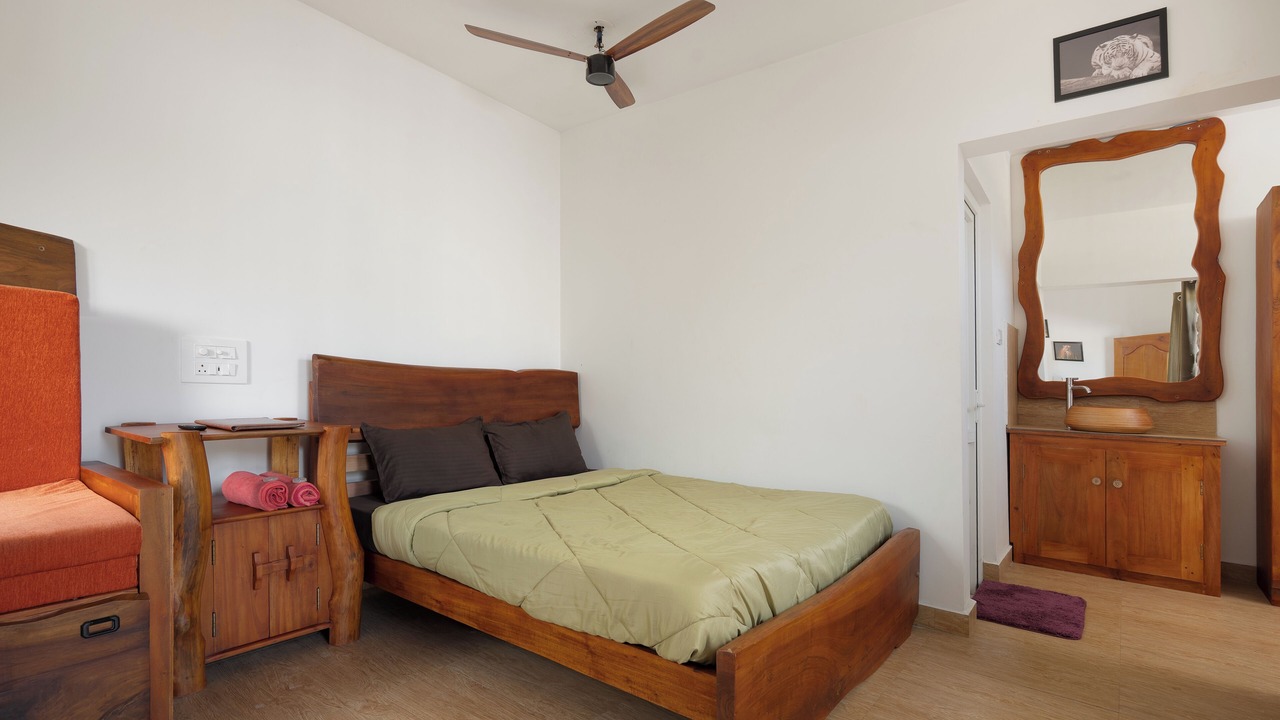 Photo of Bedroom in Naduvattam
