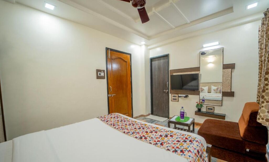 Photo of Bedroom in Mahabaleshwar