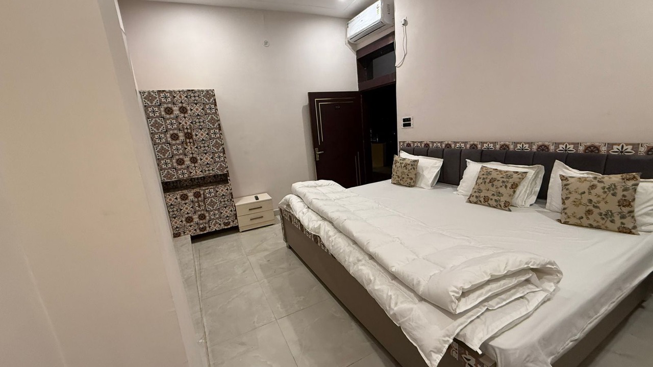 Photo of Bedroom in Faizabad