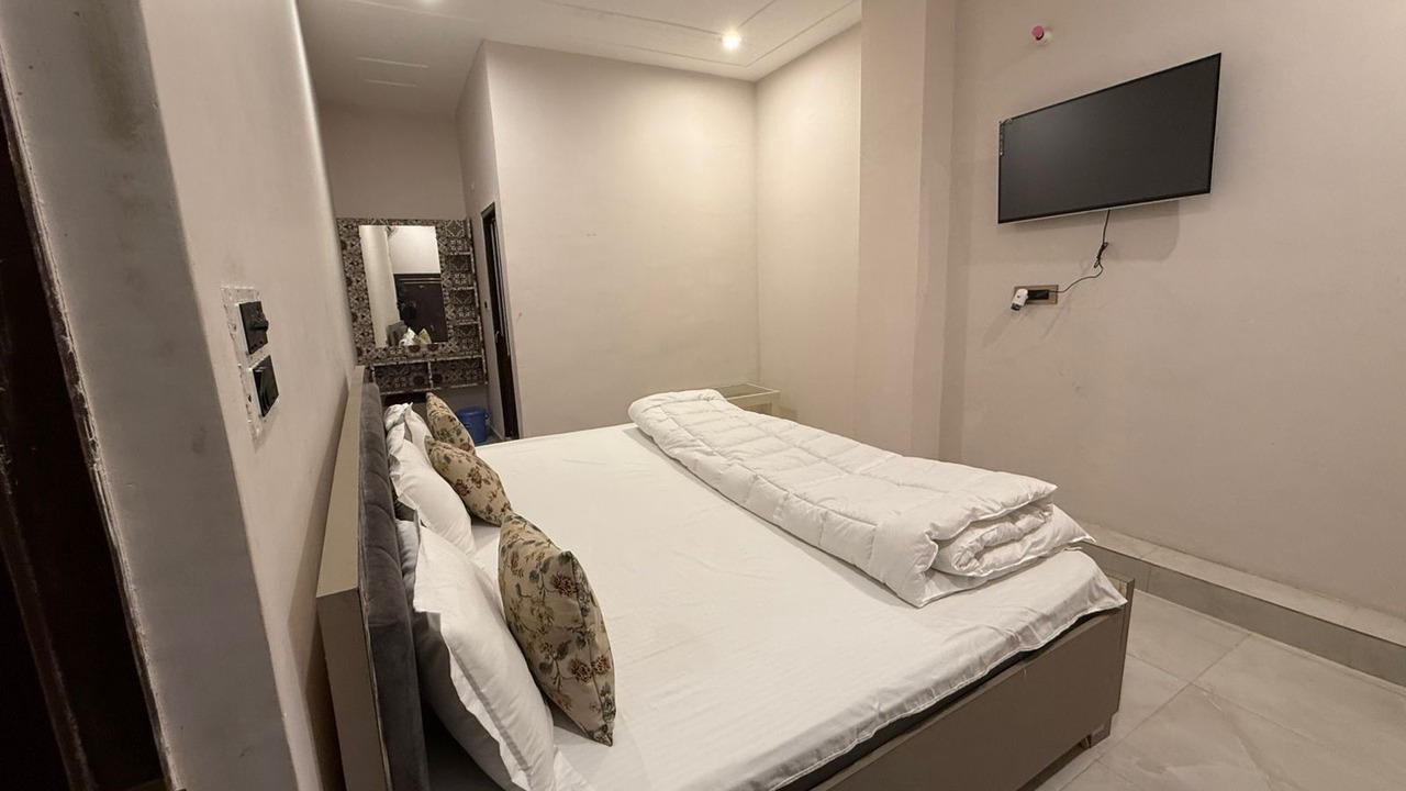Photo of Bedroom in Faizabad