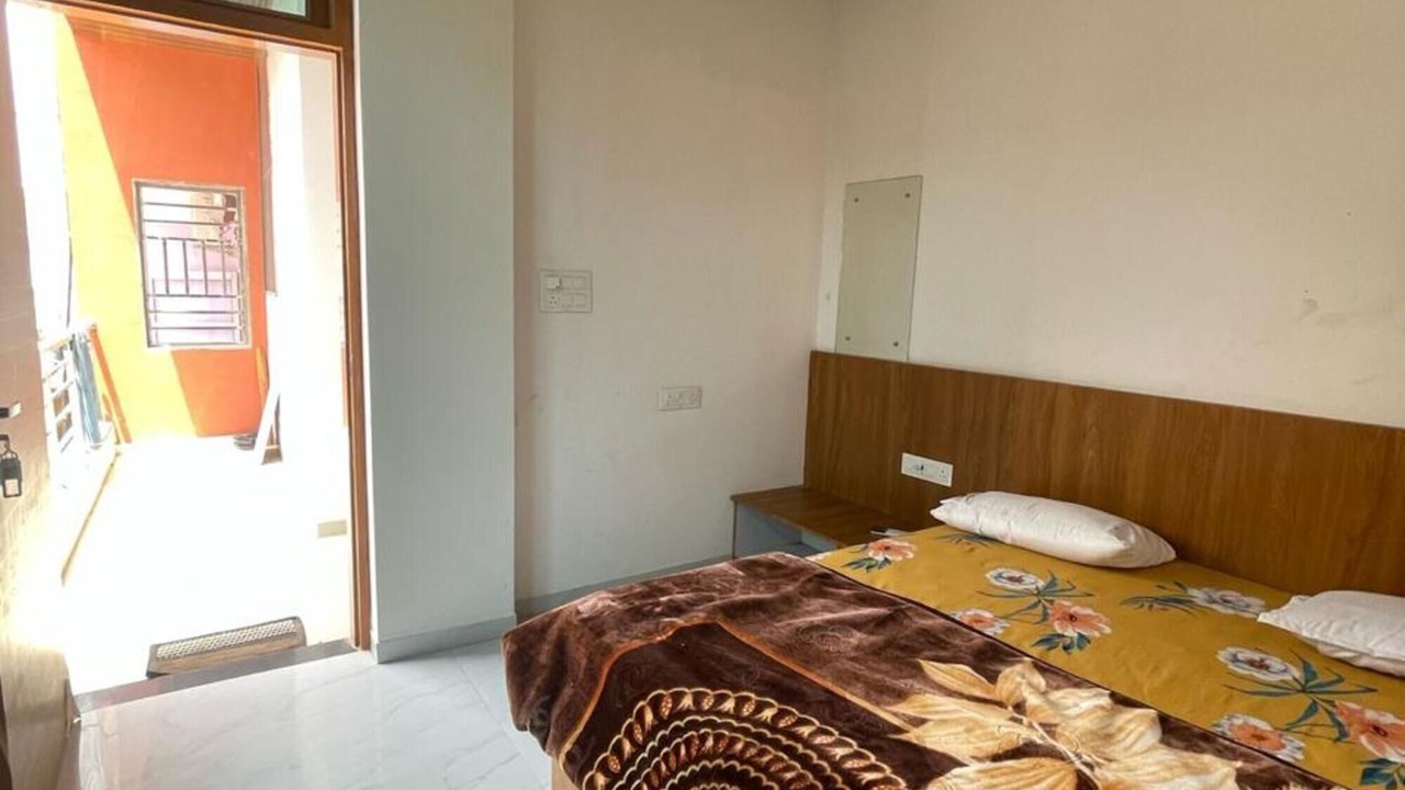 Photo of Bedroom in Khatu
