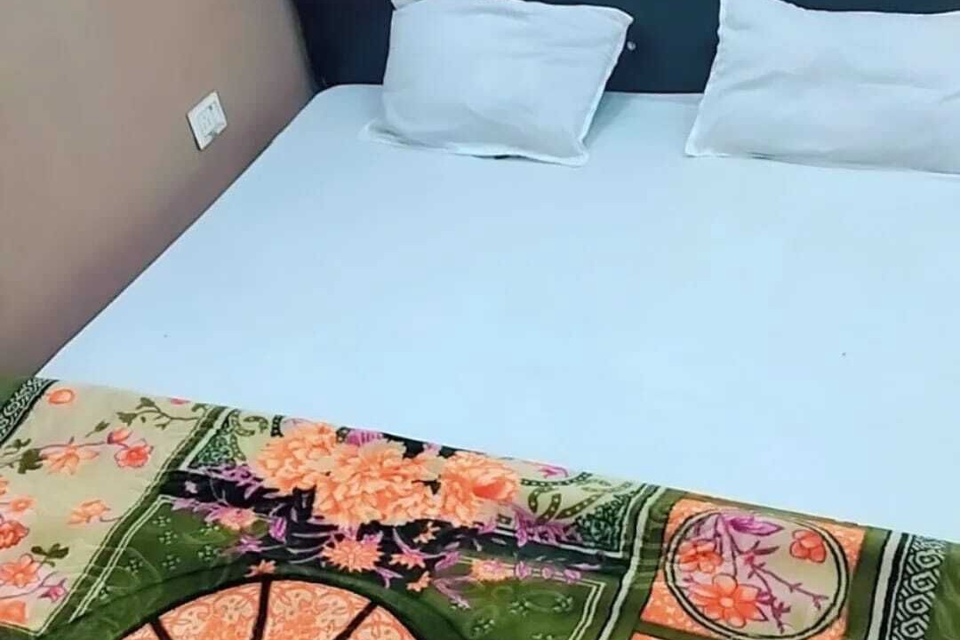 Photo of Bedroom in Khatu