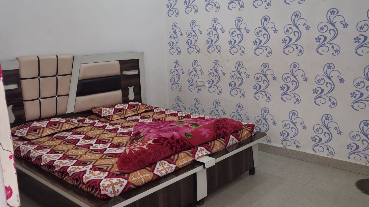 Photo of Bedroom in Khatu