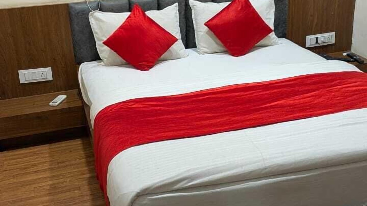 Photo of Bedroom in Vadodara