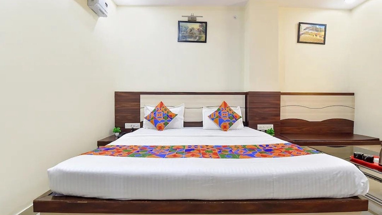 Photo of Bedroom in Raja Park